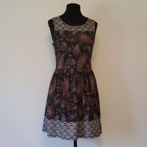 Multi pattern sleeveless dress